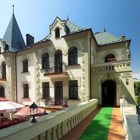 Pensjonat Zamek Derslawa Busko Zdroj Exterior photo