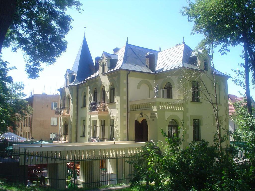 Pensjonat Zamek Derslawa Busko Zdroj Room photo